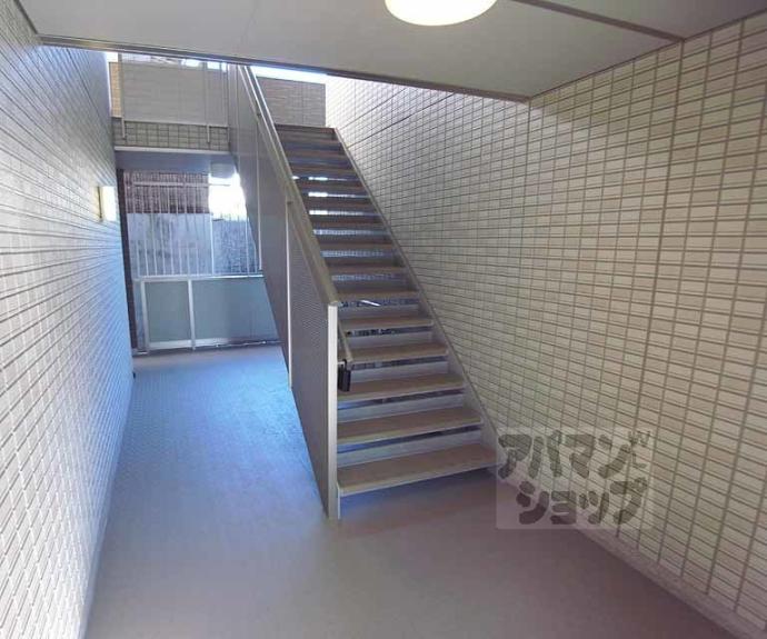 【カーサ金森】間取