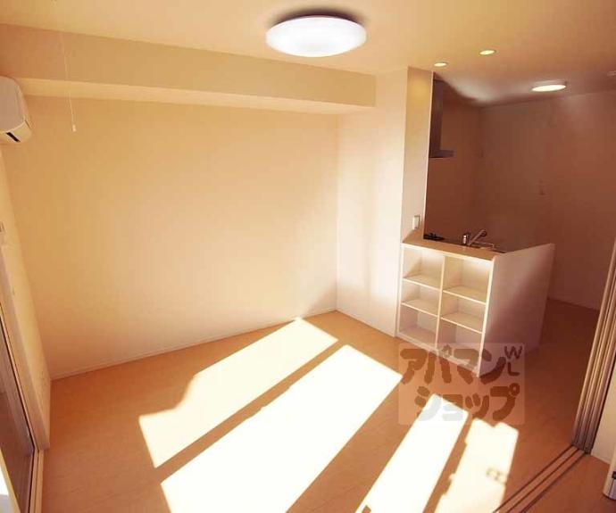 【カーサ金森】間取