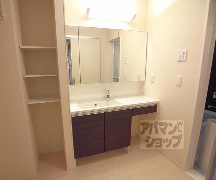 【カーサ金森】間取