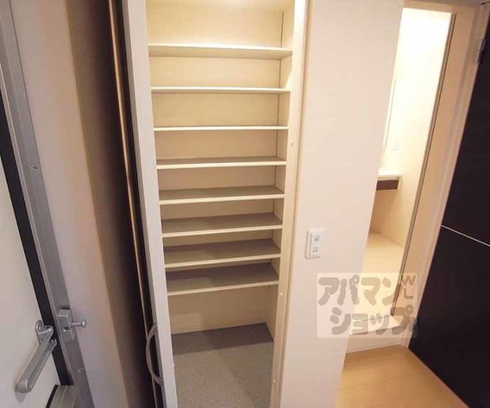 【カーサ金森】間取