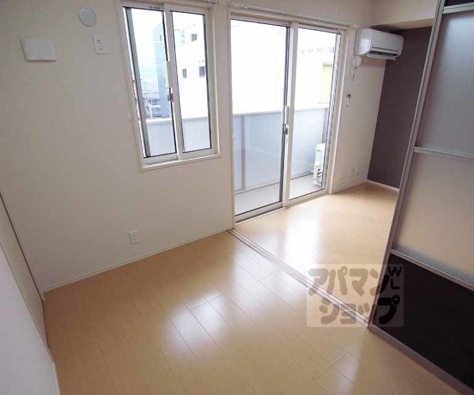 【カーサ金森】間取