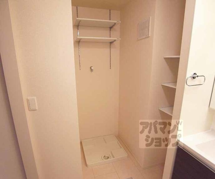 【カーサ金森】間取