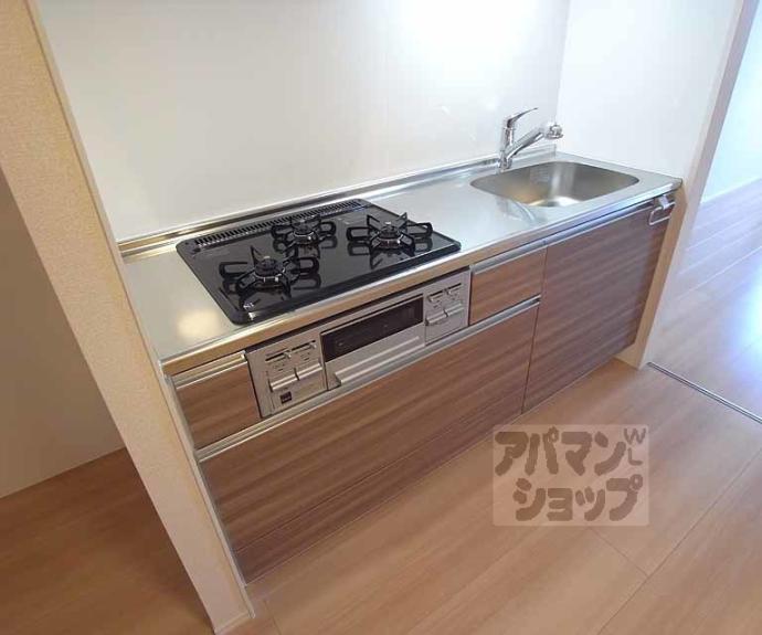 【プレミスト　スガヤ】間取