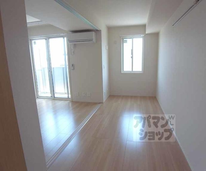 【プレミスト　スガヤ】間取