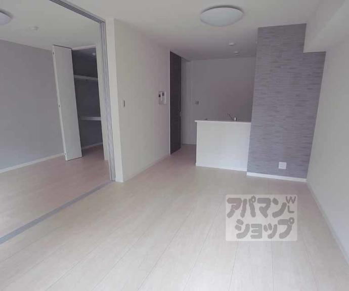 【エルステ巨椋】間取