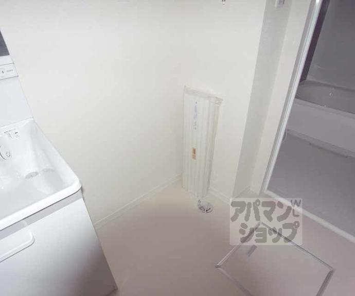 【エルステ巨椋】間取