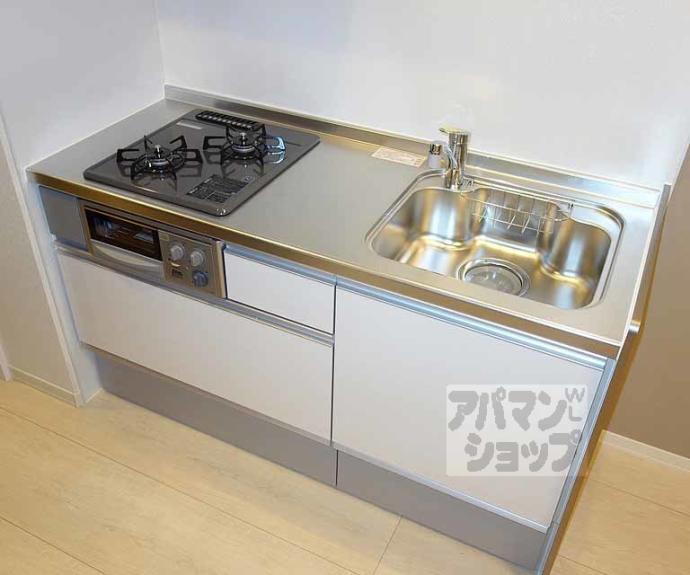 【ロータス東山】間取