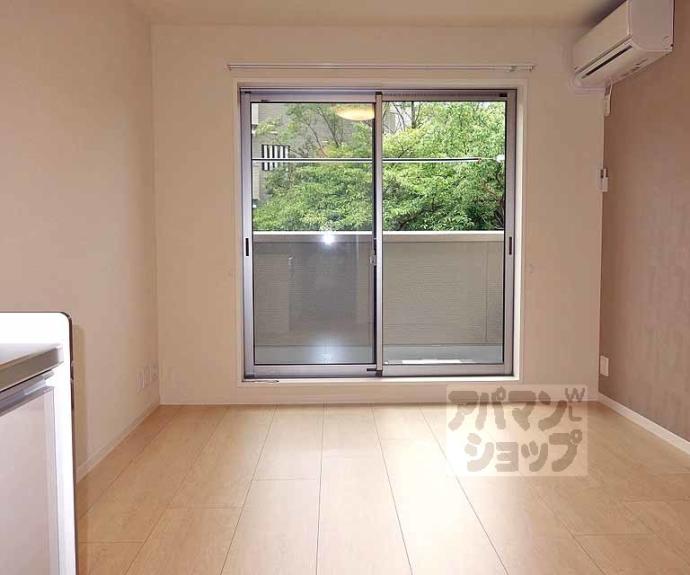 【ロータス東山】間取