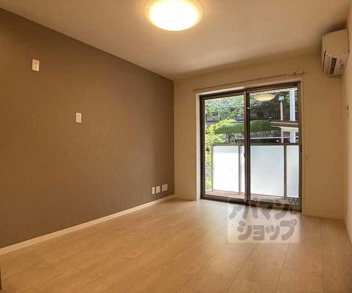 【ロータス東山】間取