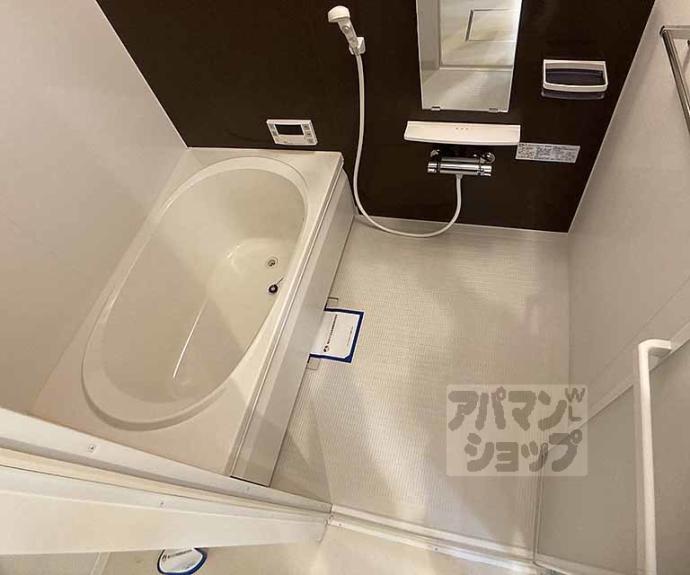 【ロータス東山】間取