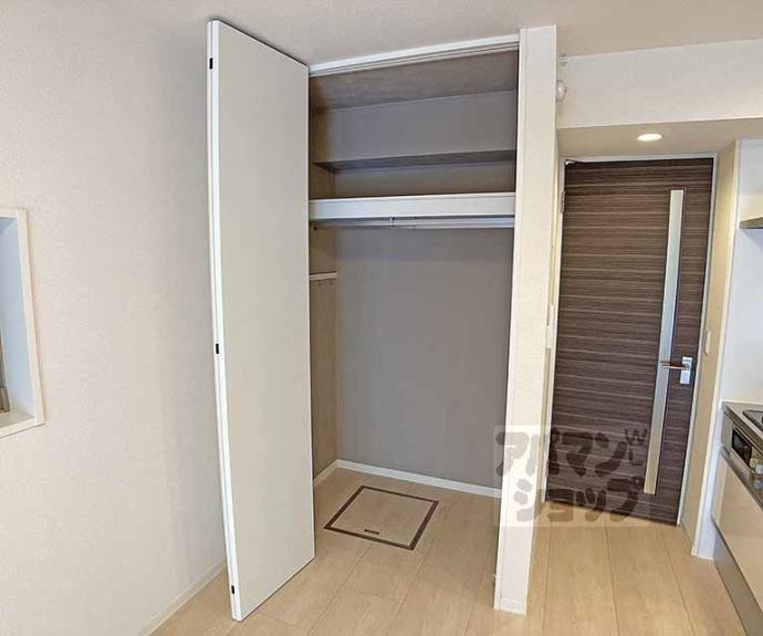 【ロータス東山】間取