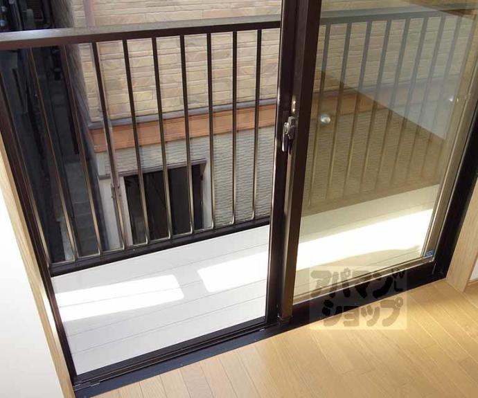 【ＳＨＩＮＮＴＡＮＩ　Ｔｅｒｒａｃｅ】間取