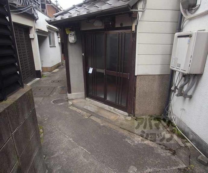 【東山区古西町貸家３２３－５】間取