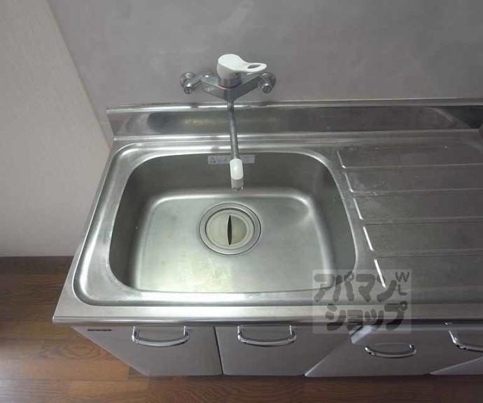 【東山区古西町貸家３２３－５】