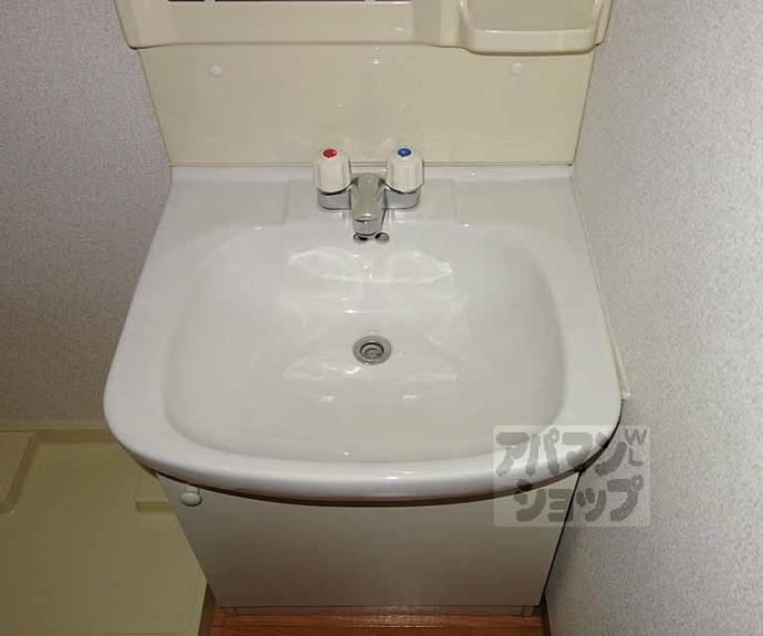 【ディアコート大宅】間取