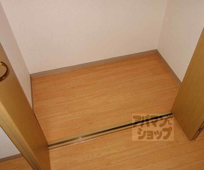 【ディアコート大宅】間取