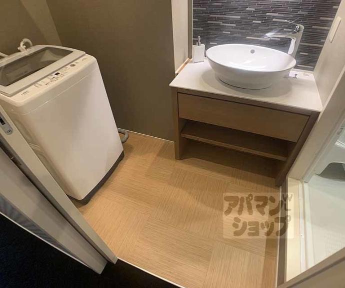 【シャーメゾンろくはら】間取