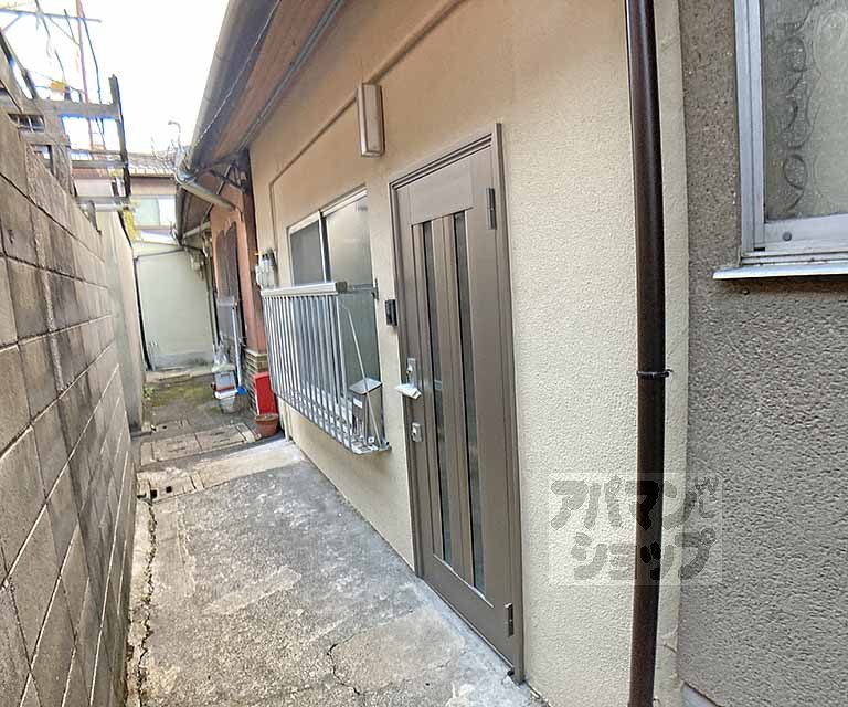 東山区松原町貸家２７６－２