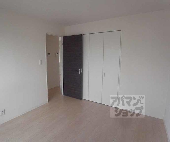 【エミネンスコート東野 B棟】間取