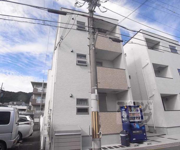 【ＲＥＧＡＬＥＳＴ山科】間取