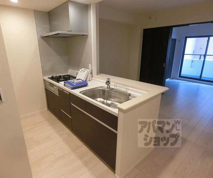 【イーグルコート山科椥辻ステーションフロント】間取