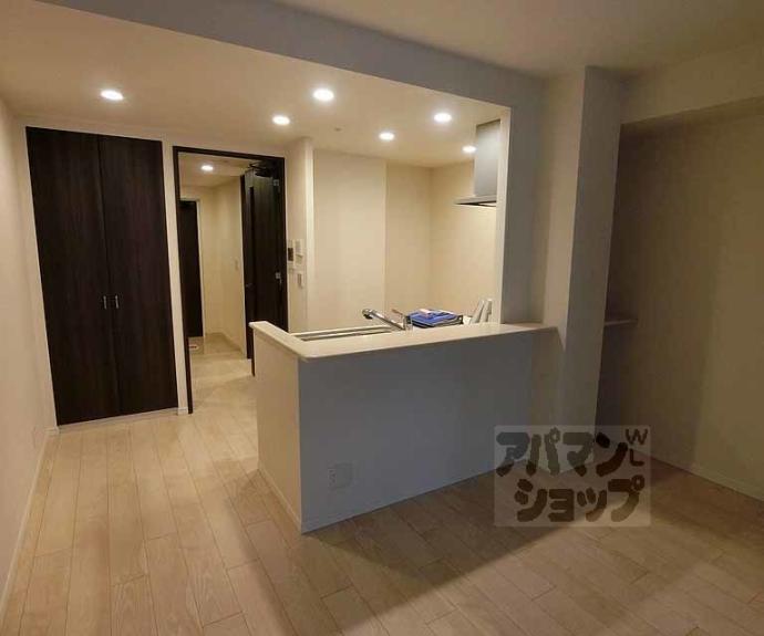 【イーグルコート山科椥辻ステーションフロント】間取