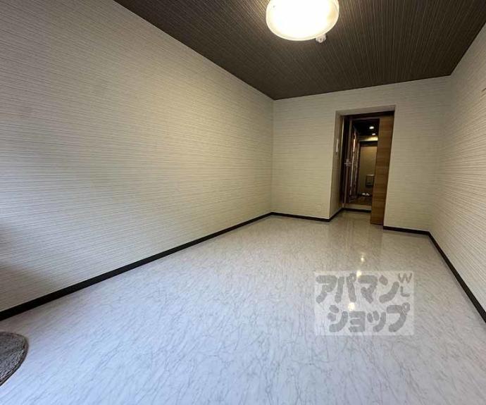 【ARTISTA円町ドゥーエ】間取