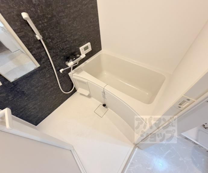 【ＡＲＴＩＳＴＡ円町ドゥーエ】間取