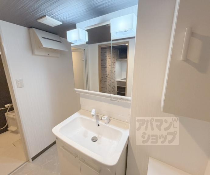 【ＡＲＴＩＳＴＡ円町ドゥーエ】間取