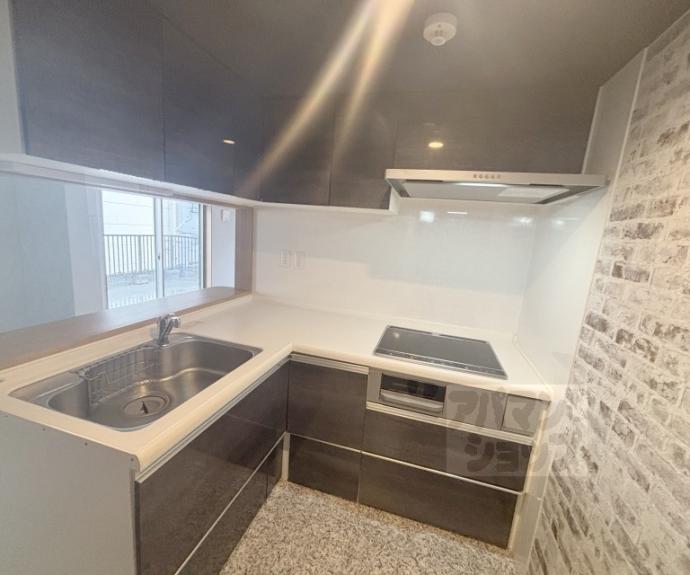 【ARTISTA円町ドゥーエ】間取