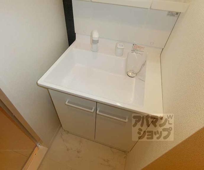 【トレコートプレミアム京都二条】間取