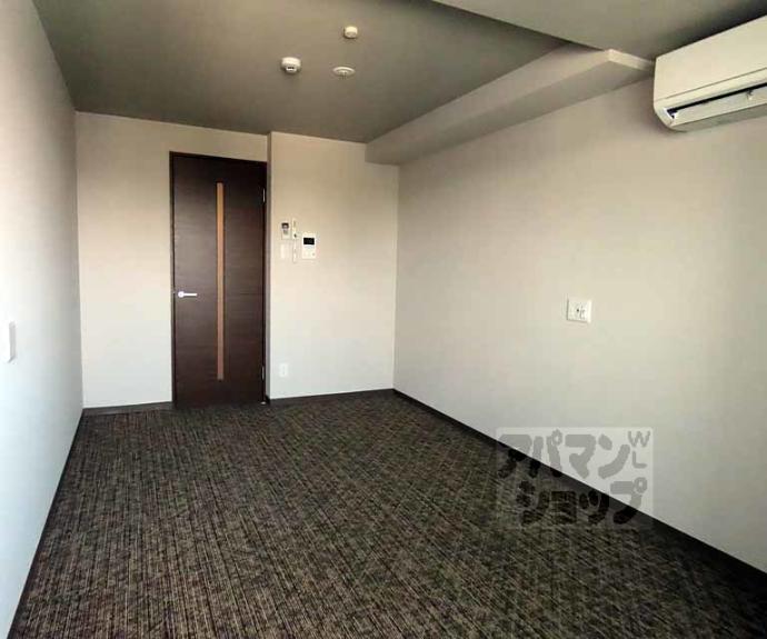 【フェアリーベル二条城】間取