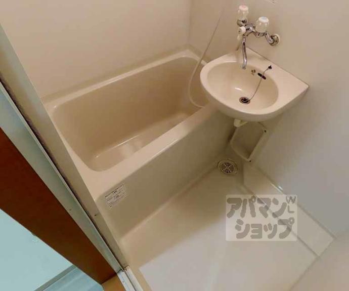 【ウィズ高辻通】間取