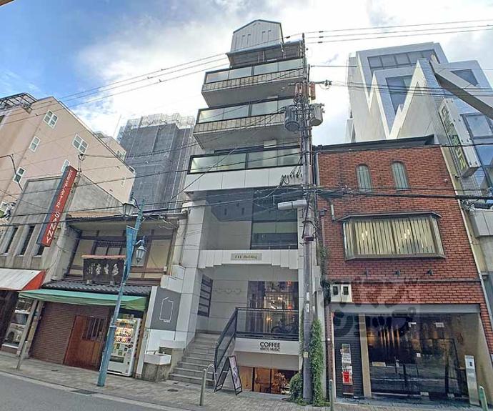 【ＴＡＴ　Ｂｕｉｌｄｉｎｇ】