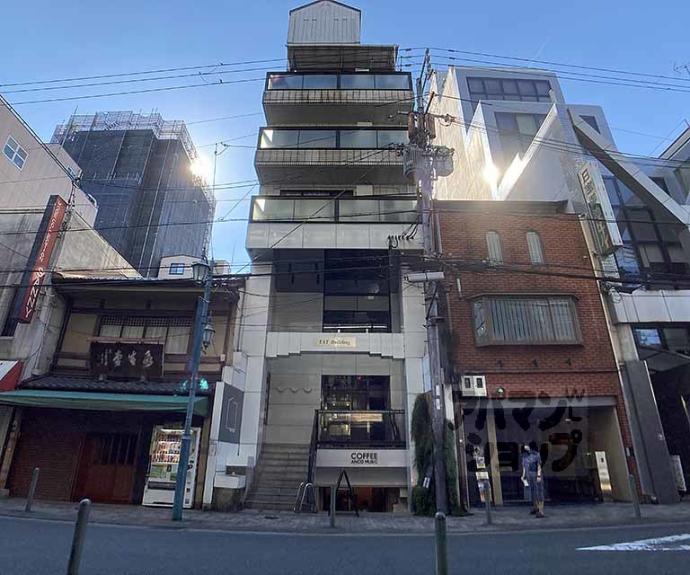 【ＴＡＴ　Ｂｕｉｌｄｉｎｇ】