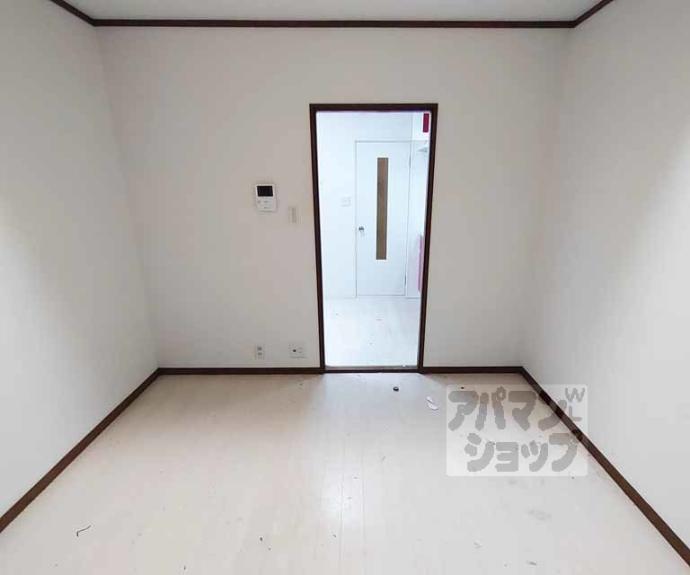 【アスターナ京の袋小路長屋】間取
