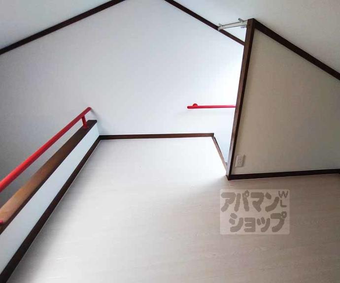 【アスターナ京の袋小路長屋】間取
