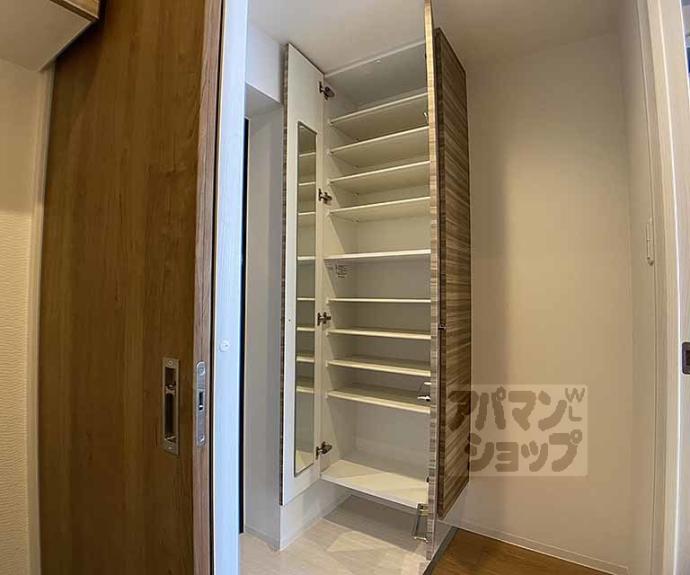 【ｓａｗａｒａｂｉ六角油小路】間取