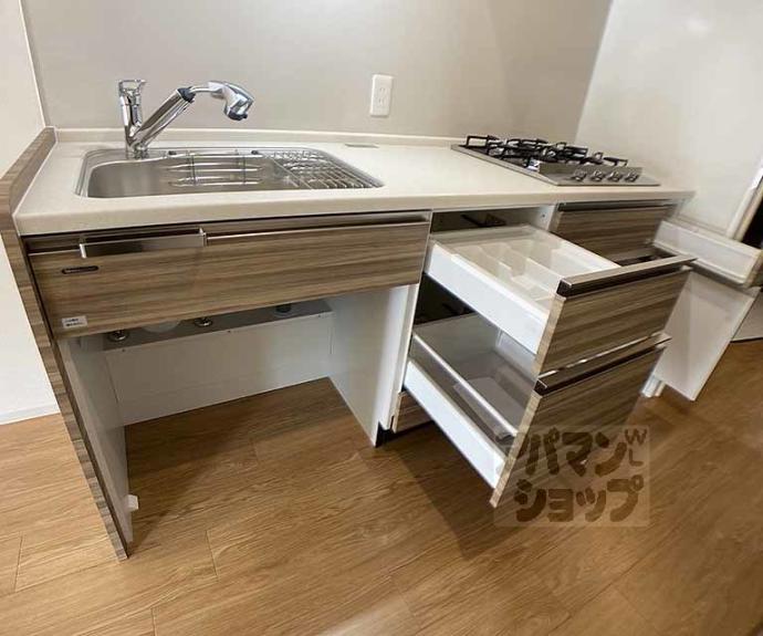 【ｓａｗａｒａｂｉ六角油小路】間取