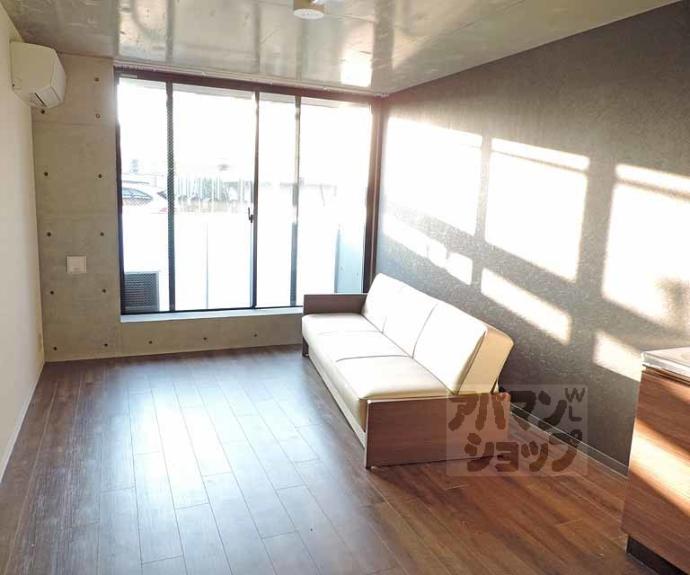 【Ｌａ　Ｖｉｔａ二条月光】間取