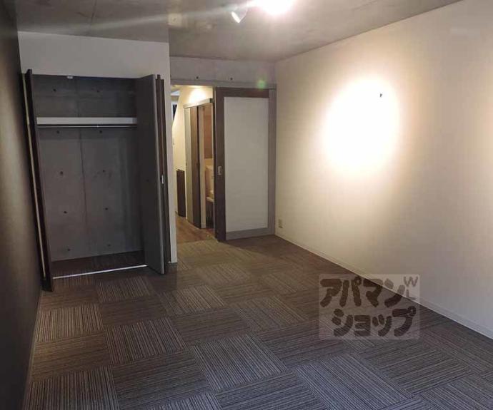 【Ｌａ　Ｖｉｔａ二条月光】間取