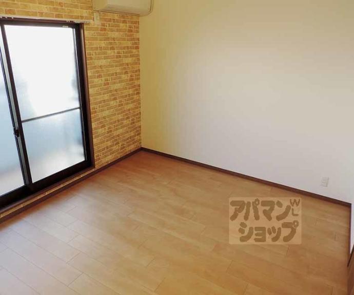 【セピアコート円町】間取