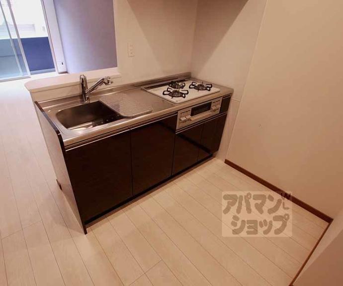 【THE RESIDENCE 二条駅前】間取