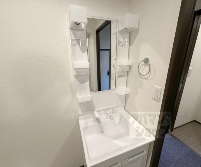 【西ノ京円町アパート】間取