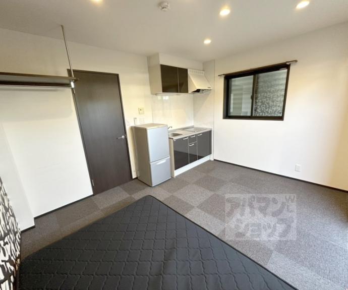 【西ノ京円町アパート】間取