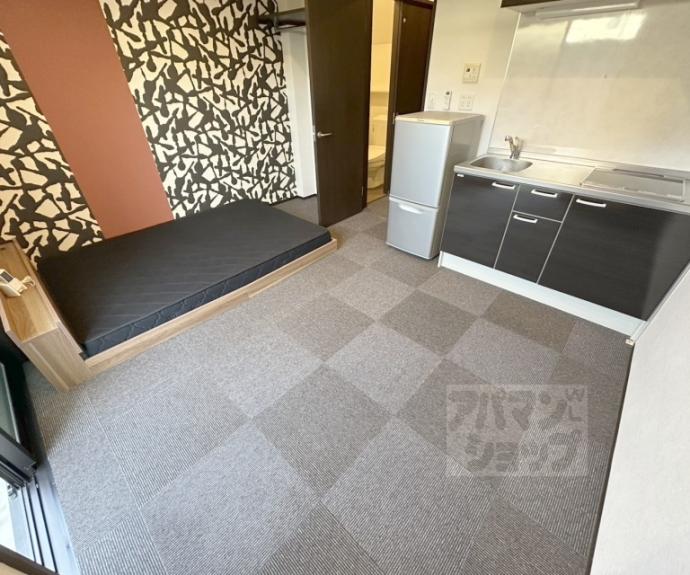 【西ノ京円町アパート】間取