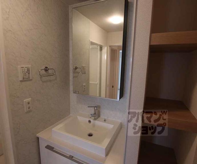 【Wisteria西大路五条】間取