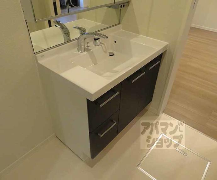 【シャーメゾン梅小路】間取