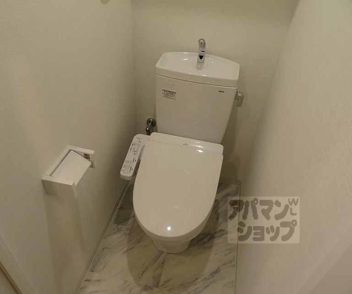 【ＴＨＥ　ＧＡＲＮＥＴ　ＳＵＩＴＥ　ＲＥＳＩＤＥＮＣＥ　西七条】間取