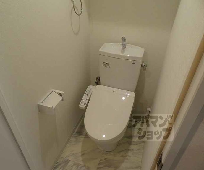 【ＴＨＥ　ＧＡＲＮＥＴ　ＳＵＩＴＥ　ＲＥＳＩＤＥＮＣＥ　西七条】間取